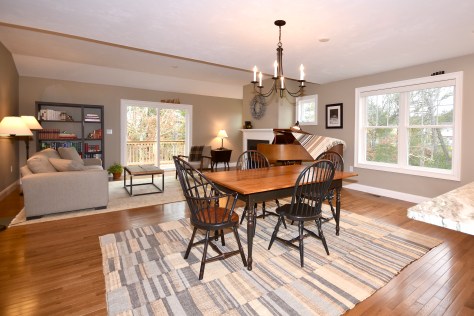 2C0EED07-C3AB-4A2B-8918-84A494BF9BC2_1_201_a