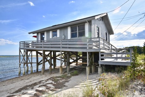 34D0D131-01D3-424F-9DB1-F49E72BDF81C_1_201_a