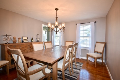 641D8829-1ED9-4BA9-9113-7411BE75B78A_1_201_a