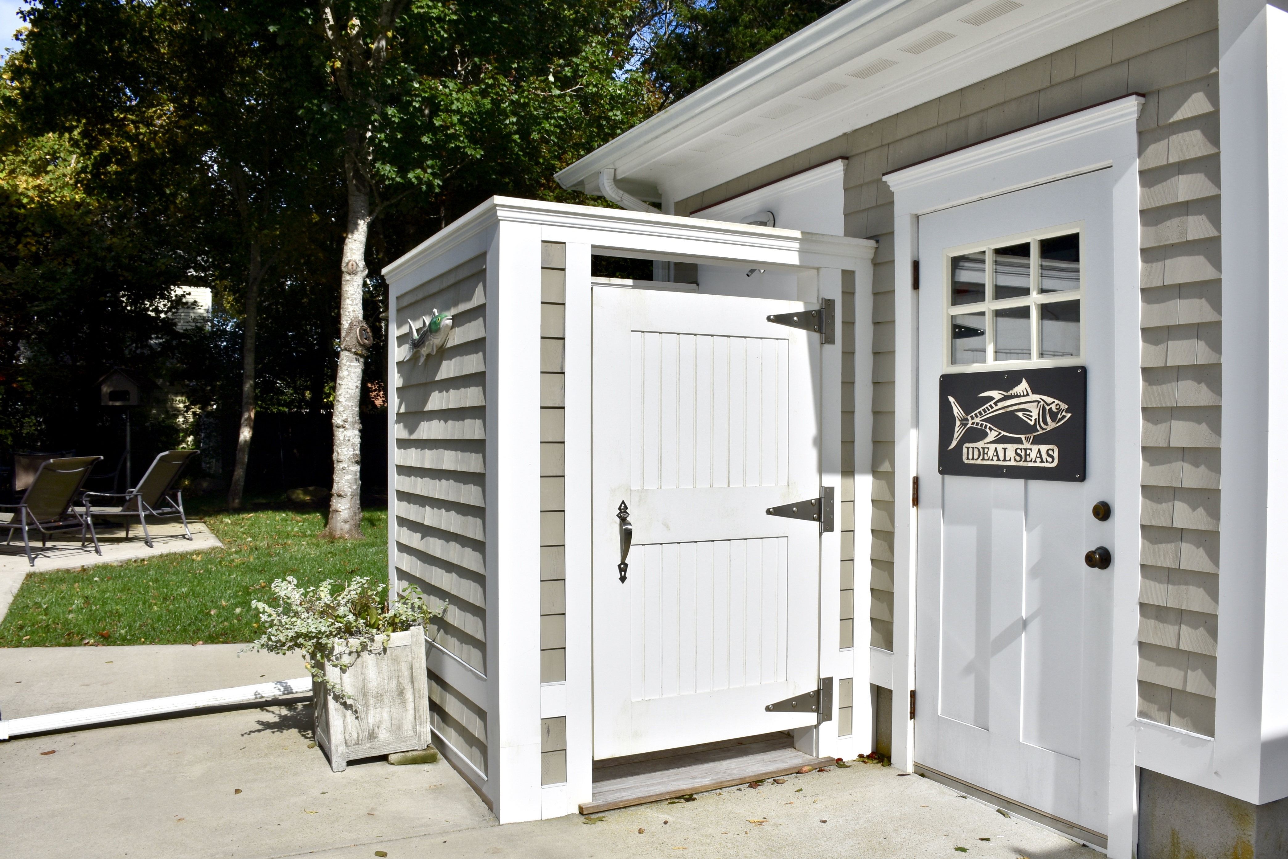 99C76158-F955-4E77-91EE-01A02B227F3F_1_201_a