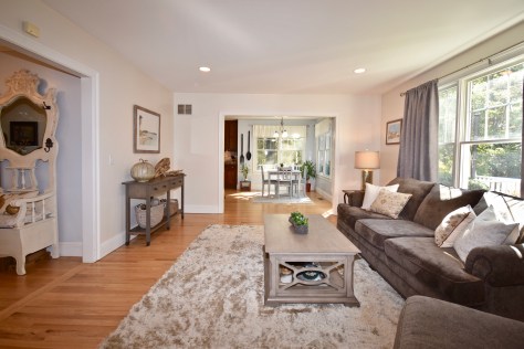 C1AB0C45-0B27-447C-BBF5-40B3E284CD11_1_201_a