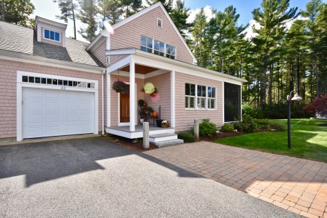 E277748D-74CF-4F9C-A128-60DCBA8094BA_1_201_a